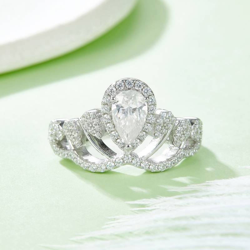 V字皇后水滴S925银镀白金彩色MoissaniteWomen's Ring1ctD级